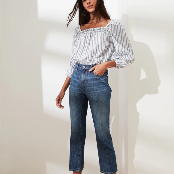 Banana Republic High-Rise cropped flare jeans gently worn - Picture 7 of 7